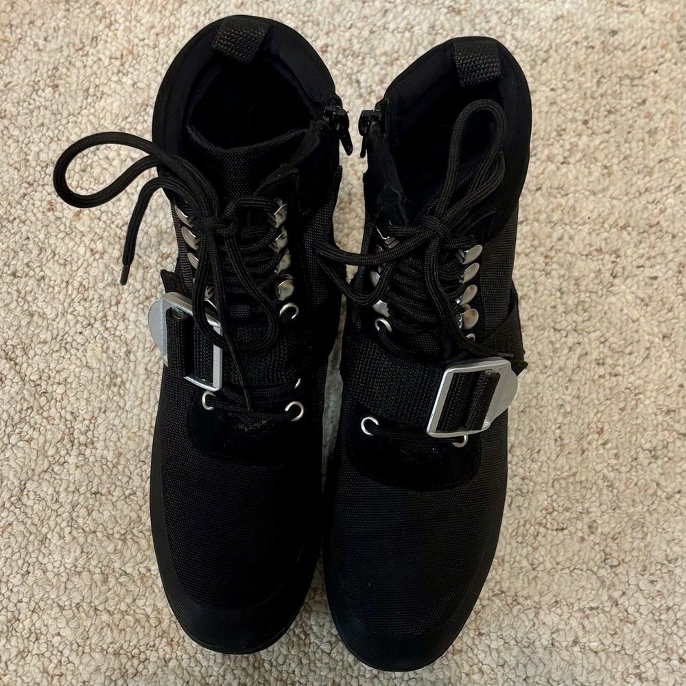 Steve Madden Women's Grady Lug-Sole Booties Black Lace Up Chunky Heels Size 8.5 - Picture 6 of 8